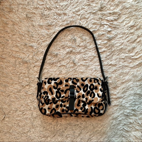 TOPSHOP LEOPARD FLAP SHOULDER BAG - Picture 4 of 8